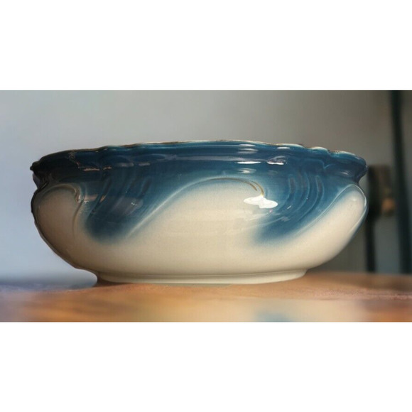 Villeroy and Boch (Mettlach) Antique Pitcher w/ Wash Basin (4 pieces) - Picture 4 of 9